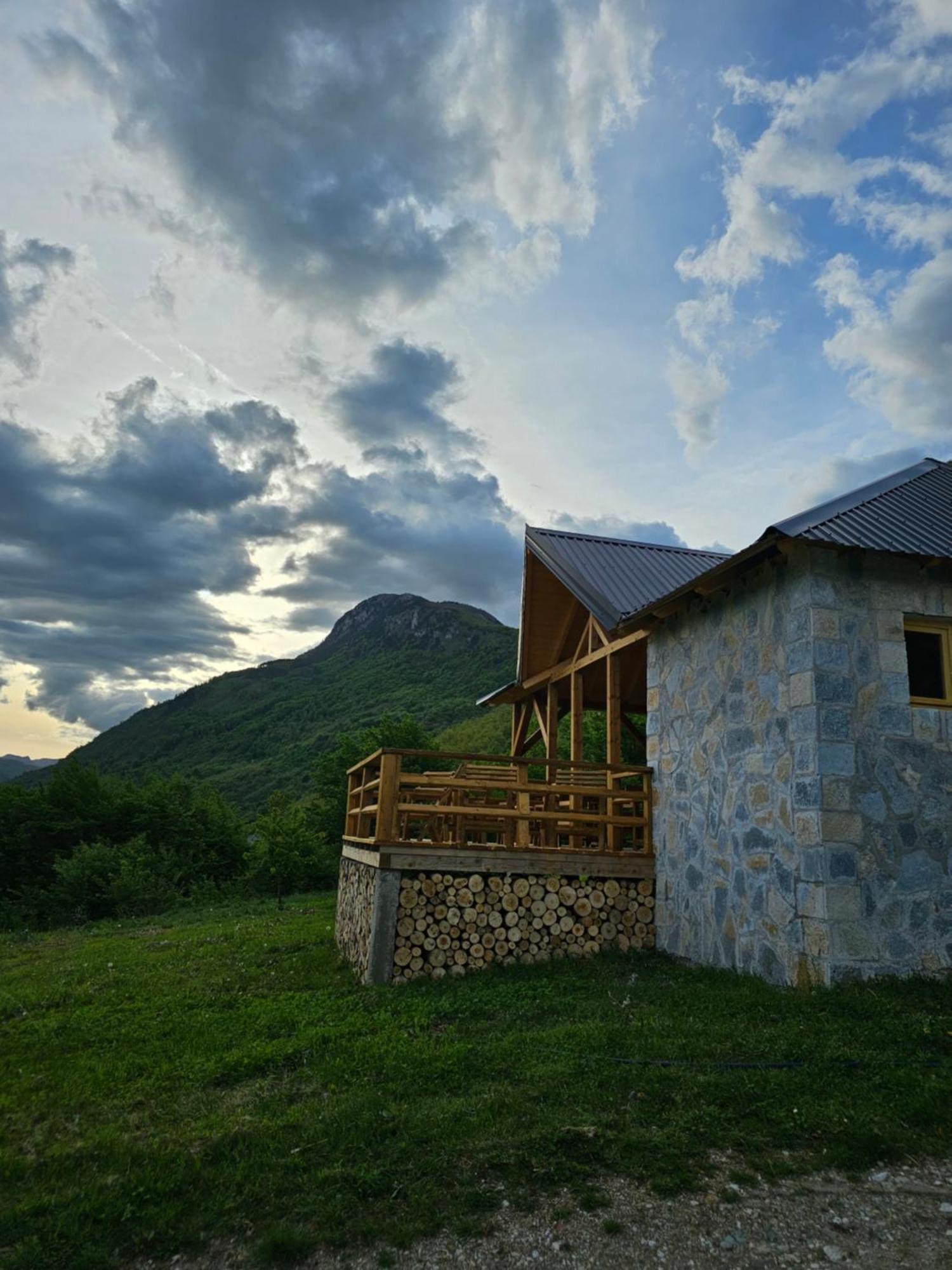 Ethno Star Bojovic Casa de hóspedes Gusinje Exterior foto
